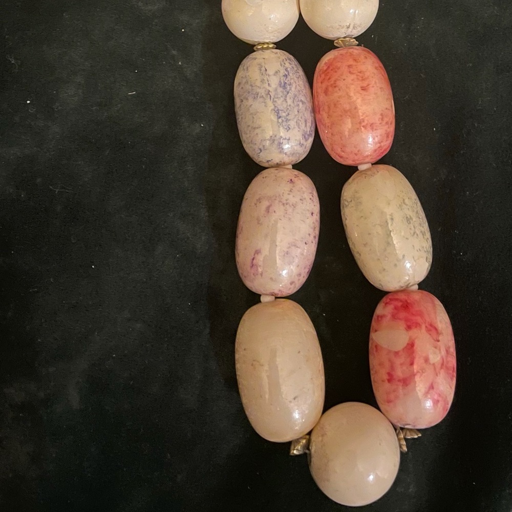 Marble-Like Necklace